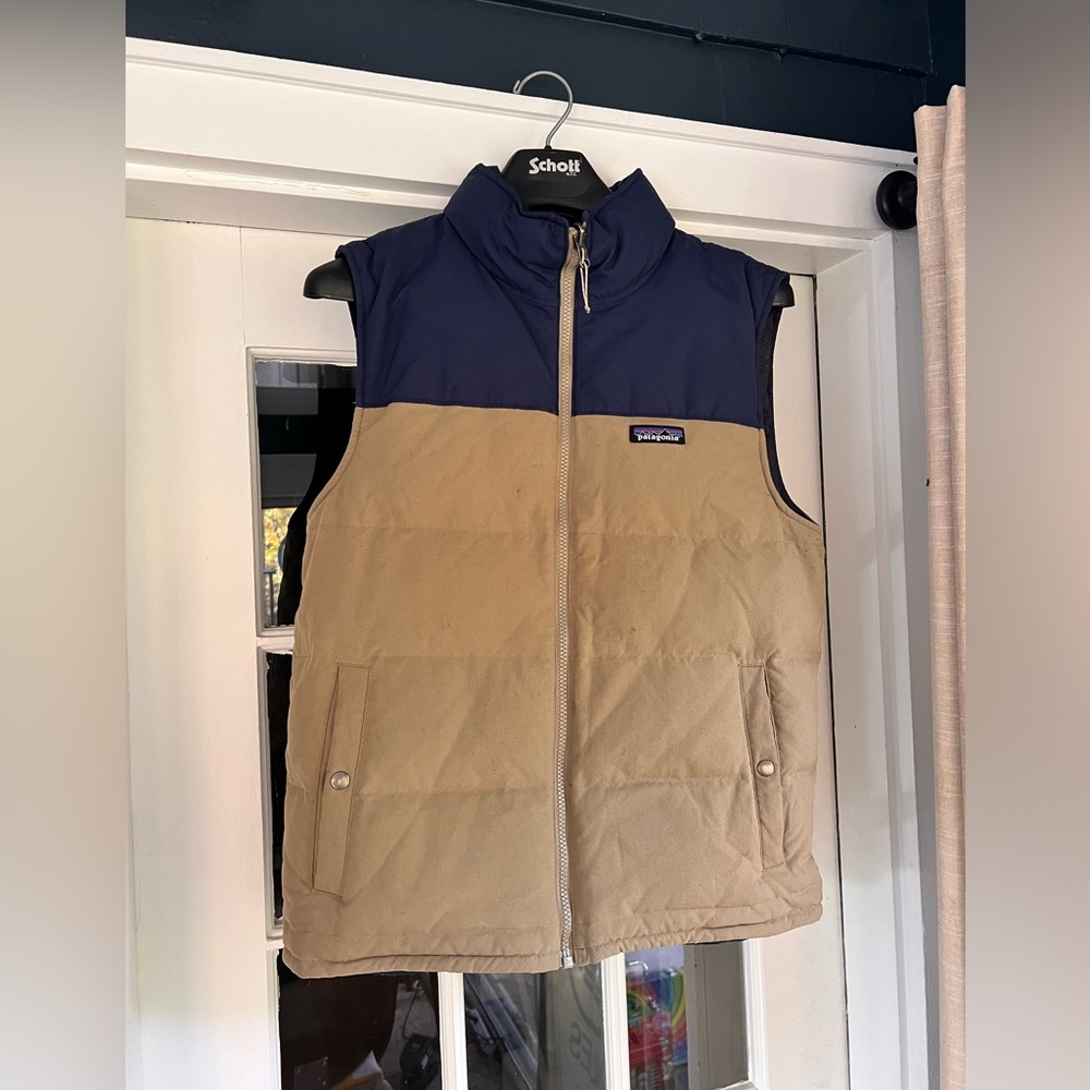 Patagonia vest reversable